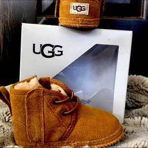 Ugg baby neumal boots size 04/05 chestnut